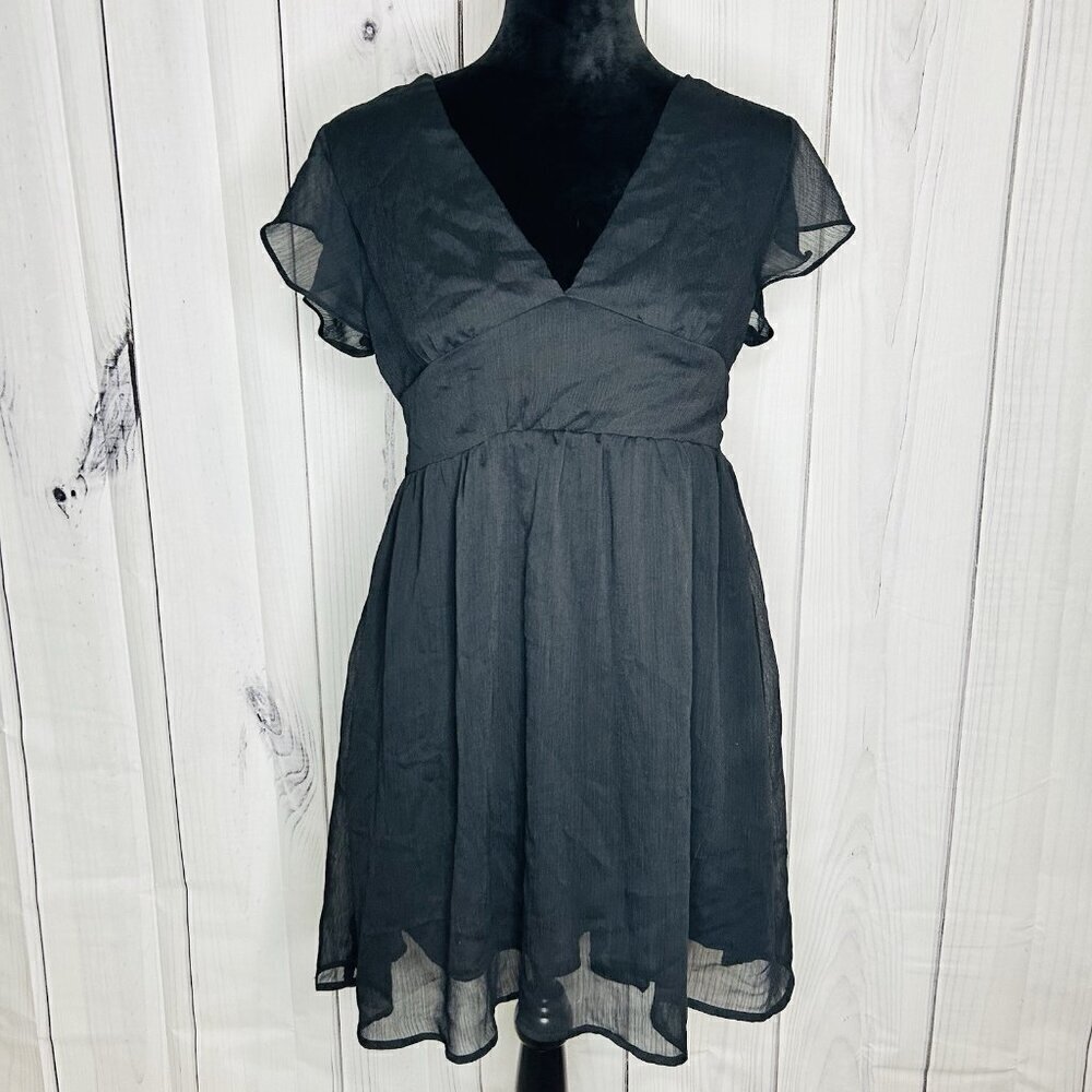 Shein Black V-Neck Dress Women's Size M Gauze Flowy Back Zip Cap Sleeve